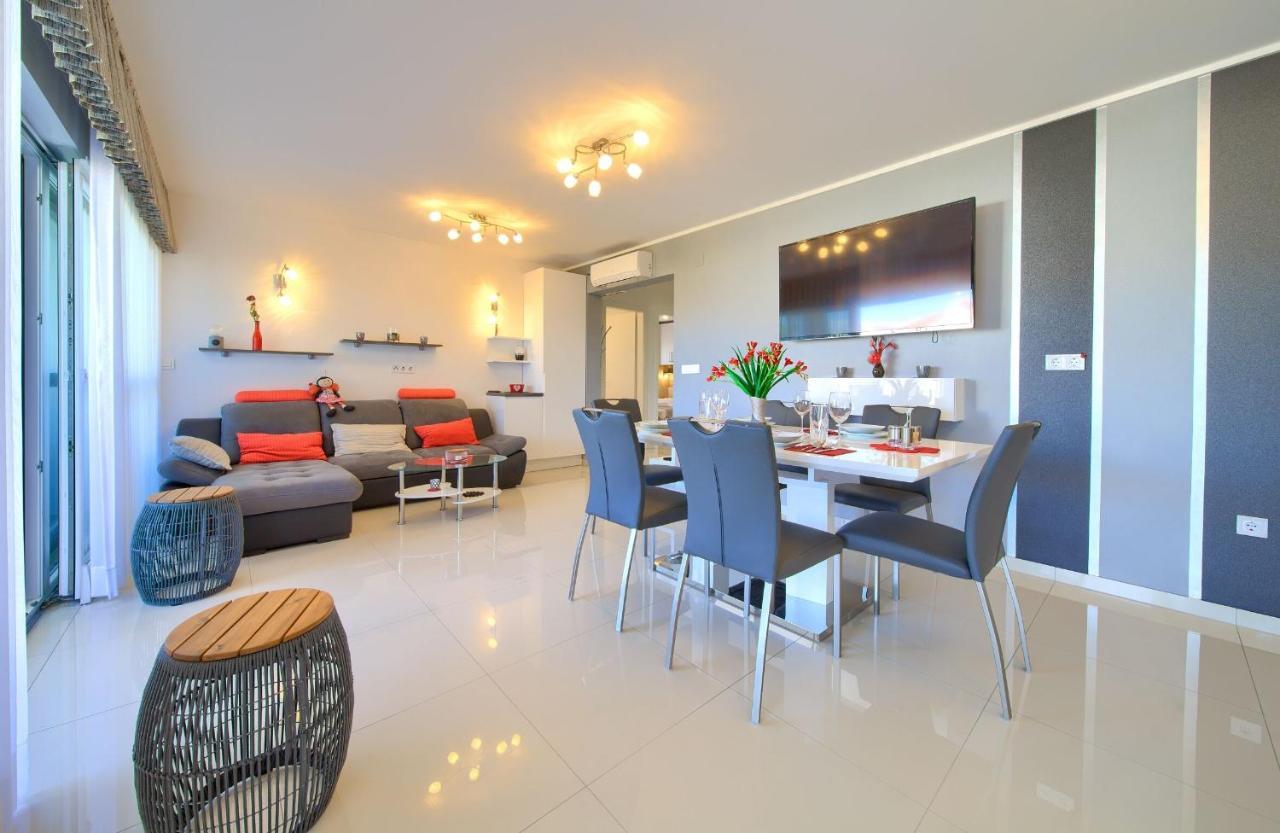 Apartment Crystal Aura Малинска Экстерьер фото