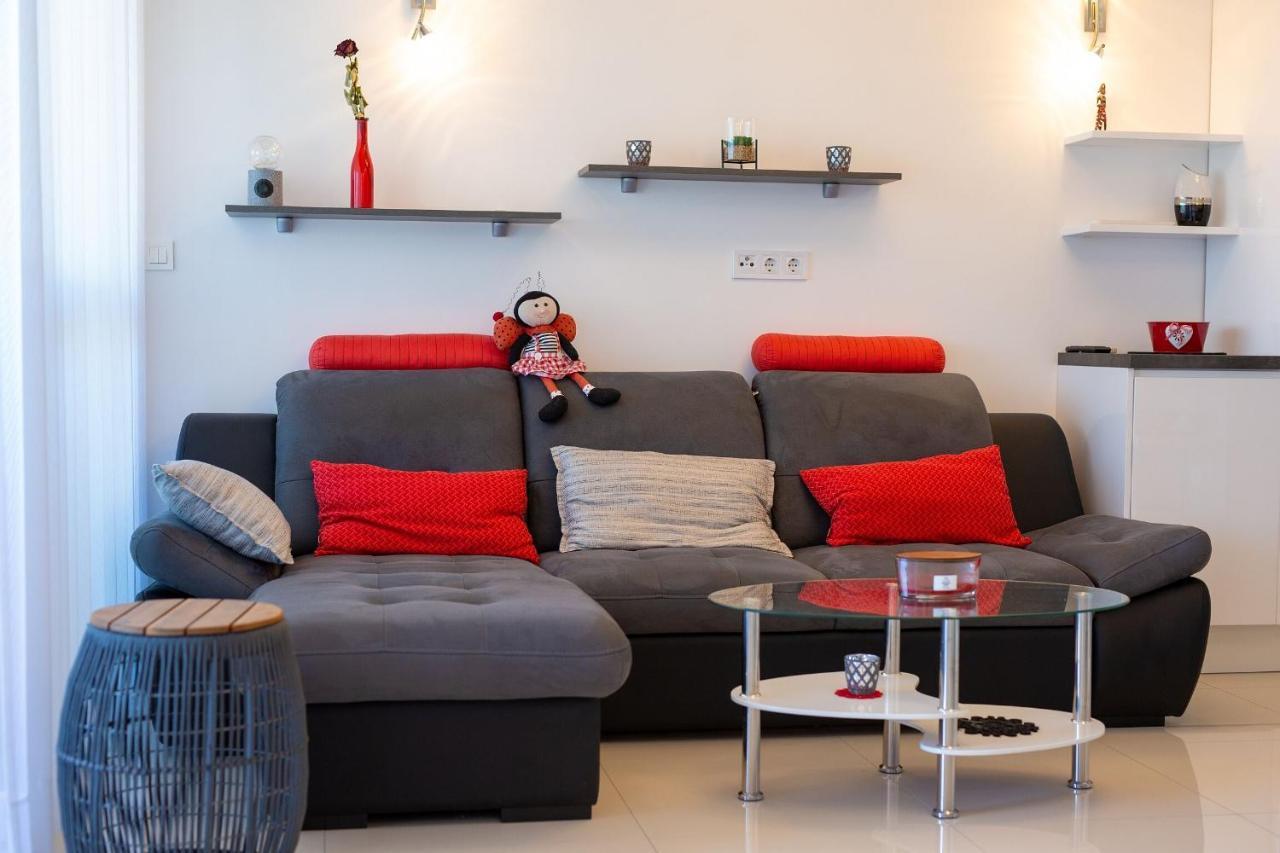 Apartment Crystal Aura Малинска Экстерьер фото