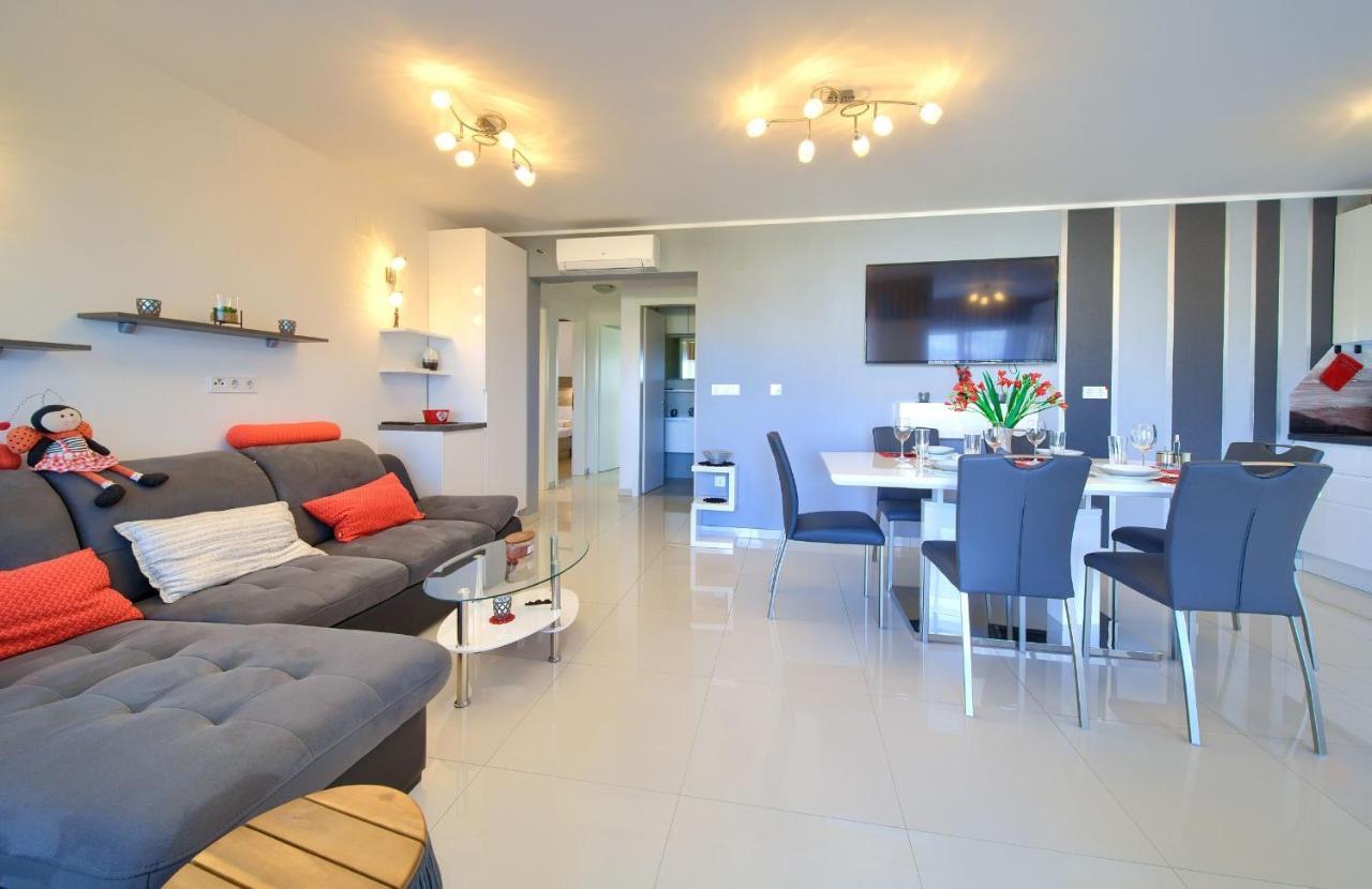Apartment Crystal Aura Малинска Экстерьер фото