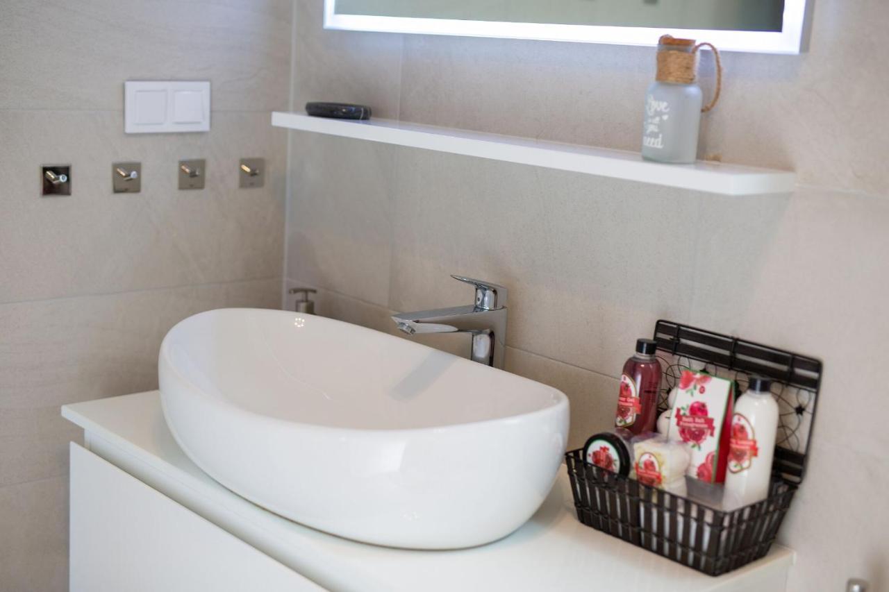 Apartment Crystal Aura Малинска Экстерьер фото