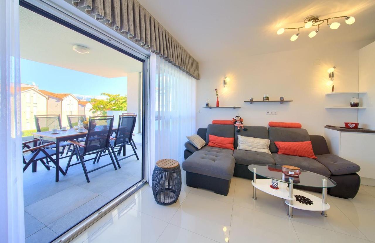 Apartment Crystal Aura Малинска Экстерьер фото